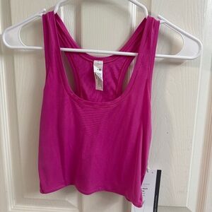 Lululemon Nulu Scoop Neck Cropped Tank